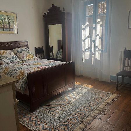 Bed and Breakfast Chez Christian L'Isle-en-Dodon Екстер'єр фото